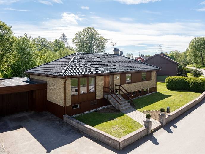 6 rok · 110 m² · Bokvägen 3