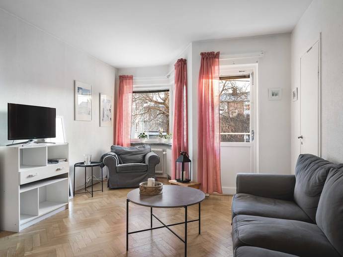 1 rok · 40,6 m² · Tunagatan 5D