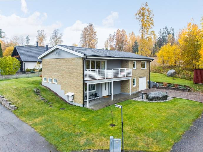 6 rok · 150 m² · Dalvägen 3