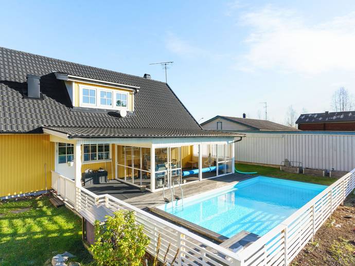 6 rok · 150 m² · Gropgatu 7