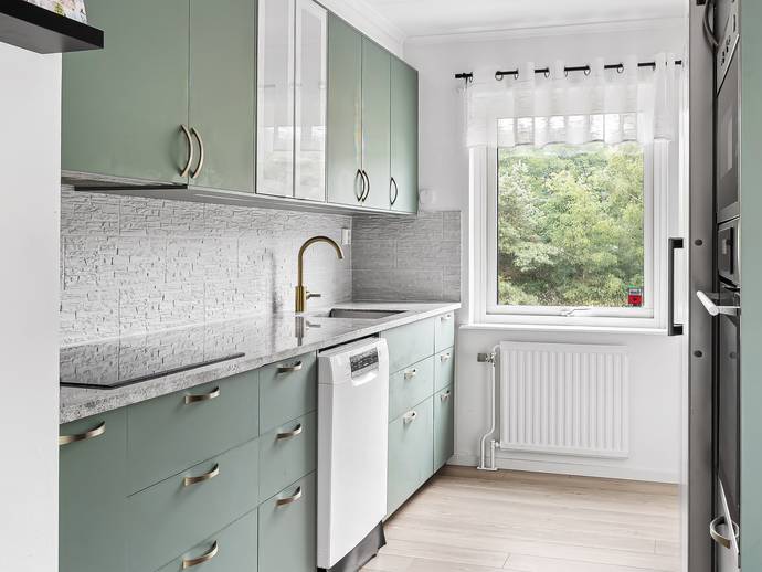6 rok · 116 m² · Hasselvägen 11