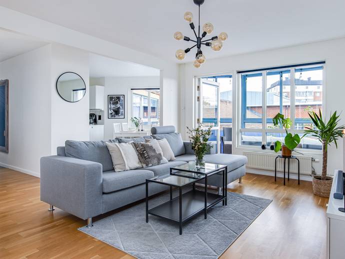 2 rok · 61 m² · Torsgatan 3B
