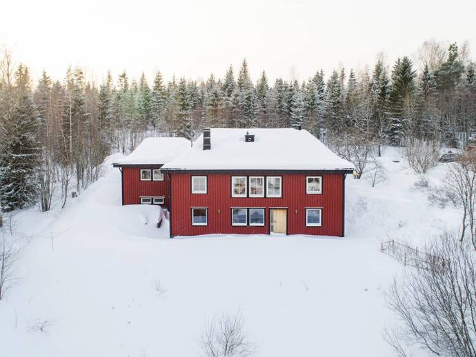 6 rok · 204 m² · Söderbergsvägen 9