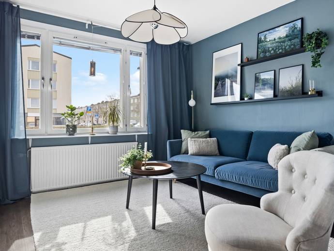 1 rok · 34,5 m² · Månadsvägen 28