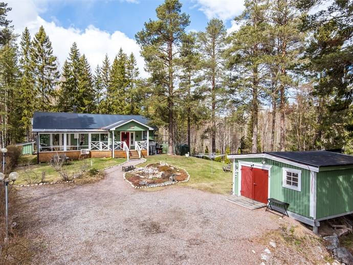 3 rok · 89 m² · Baggböle 330