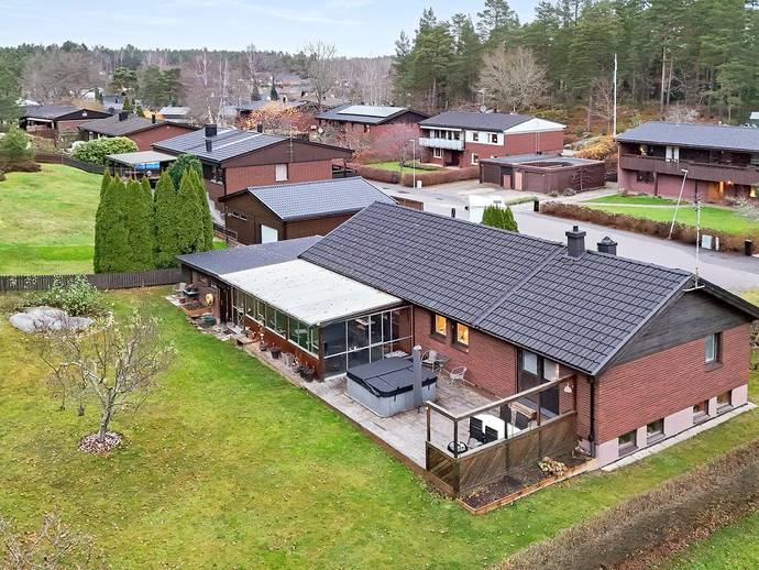4 rok · 112 m² · Morellvägen 12