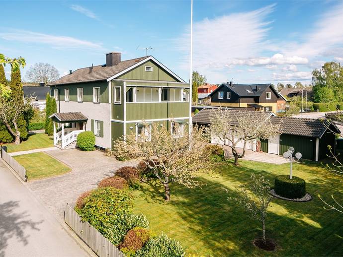 10 rok · 198 m² · Hagagatan 2