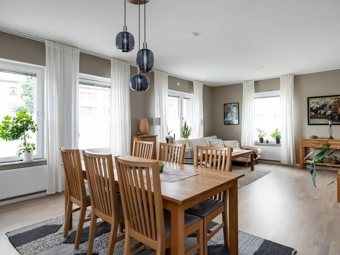 2 rok · 59 m² · Södra Kungsvägen 17