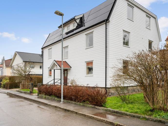 2 rok · 60,5 m² · Barkvägen 9