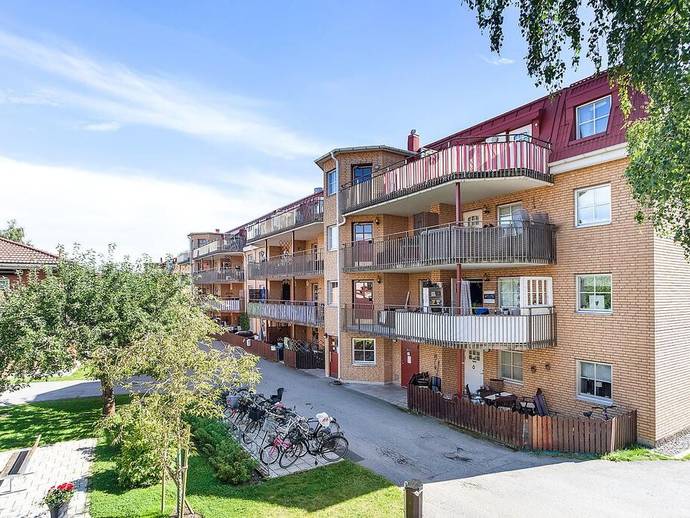 3 rok · 80 m² · Rothoffsvägen 18B