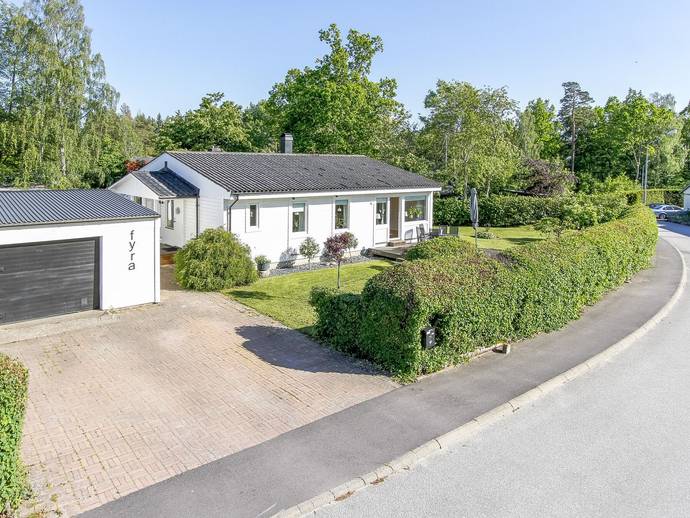 3 rok · 106 m² · Jönsabovägen 4