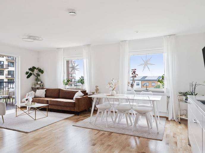 3 rok · 73 m² · Solvändan 1E
