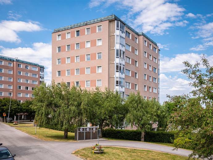 1 rok · 30,5 m² · Klingagatan 3