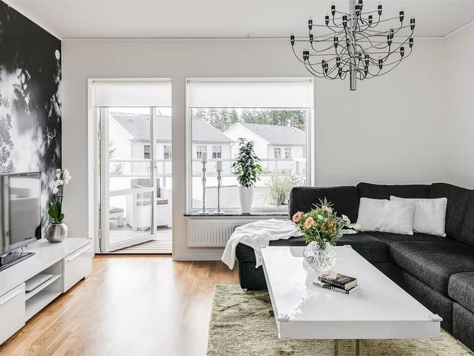 4 rok · 77 m² · Vikaholmsallén 7F