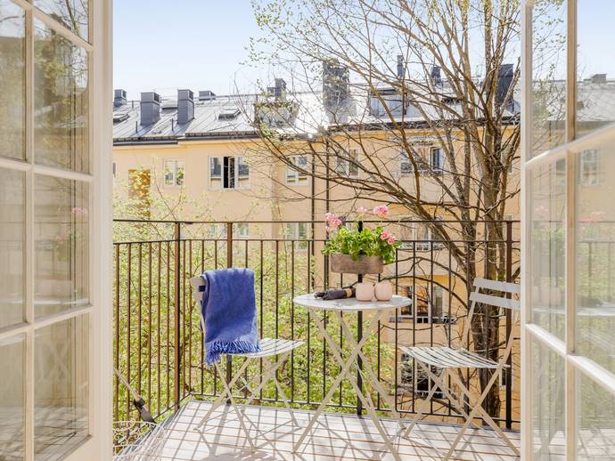 1 rok · 25 m² · Malmgårdsvägen 10, 3 tr
