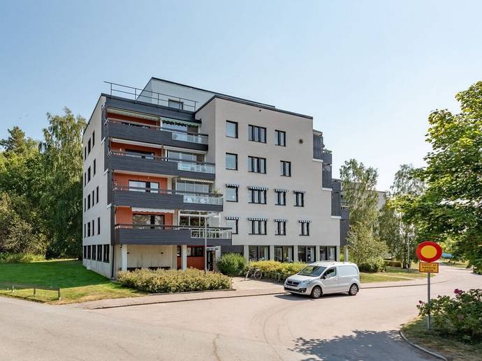 2 rok · 64 m² · Bandverksgatan 98