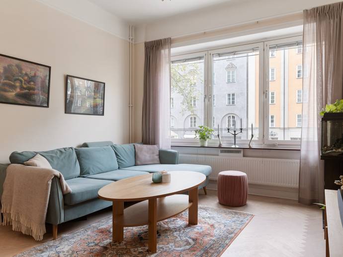 2 rok · 52 m² · Sveavägen 122