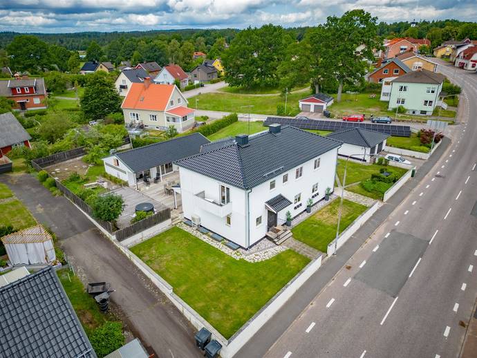 10 rok · 350 m² · Storgatan 22
