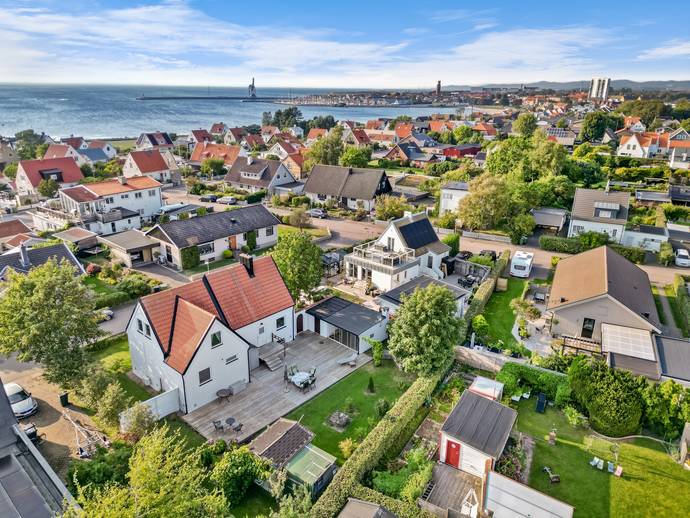 6 rok · 143 m² · Lönngatan 3