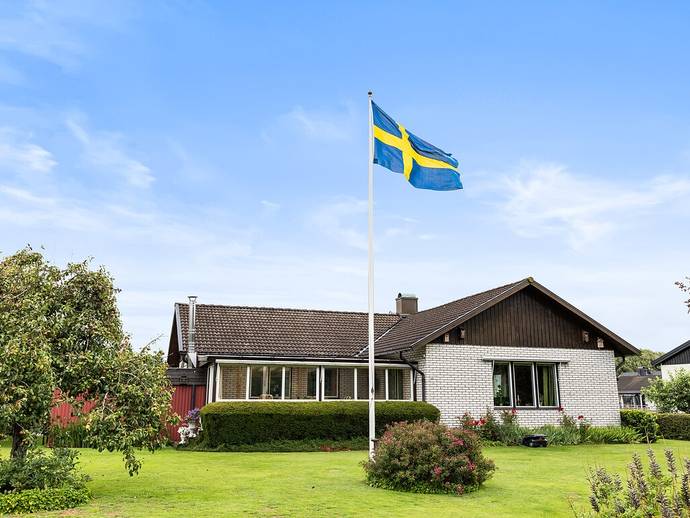 4 rok · 141 m² · Nils Mattsgårds väg 12
