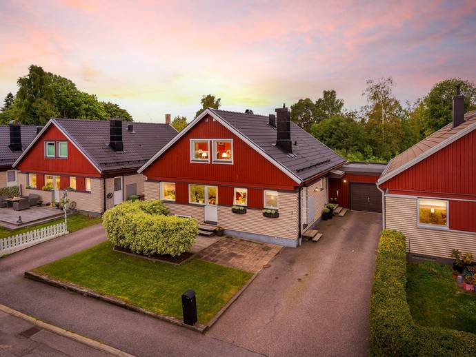 6 rok · 152 m² · Tomtnäsvägen 7
