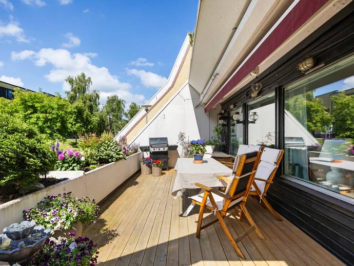 3 rok · 85 m² · Hasselbacken 26, våning 1