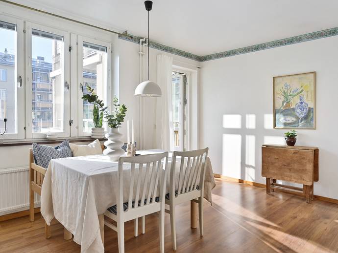 2 rok · 68 m² · Ringvägen 39C, 4 tr, ö.g.