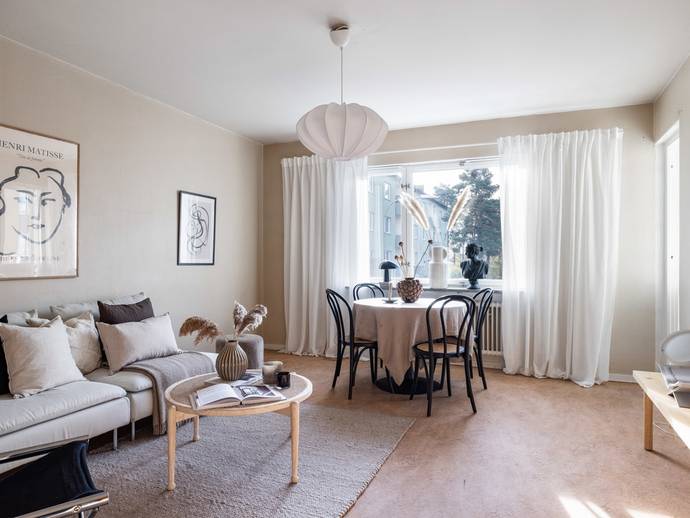 2 rok · 55 m² · Fyrskeppsvägen 136, 2 tr