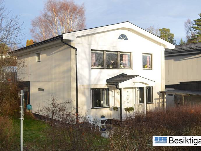 6 rok · 124 m² · Odonstigen 9