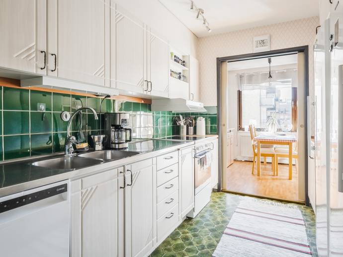 2 rok · 75 m² · Första Tvärgatan 19D