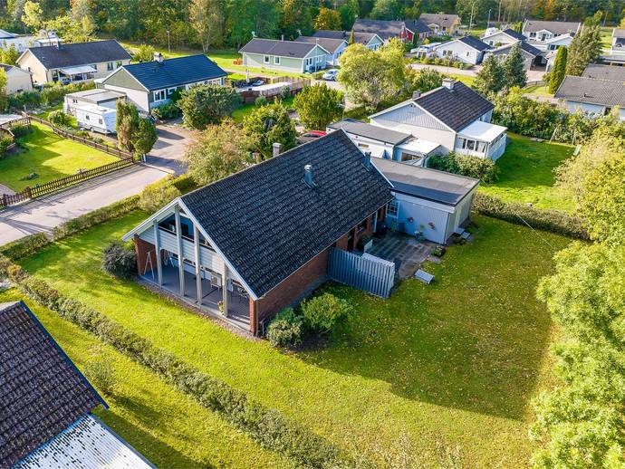 148 m² · Kastanjvägen 8