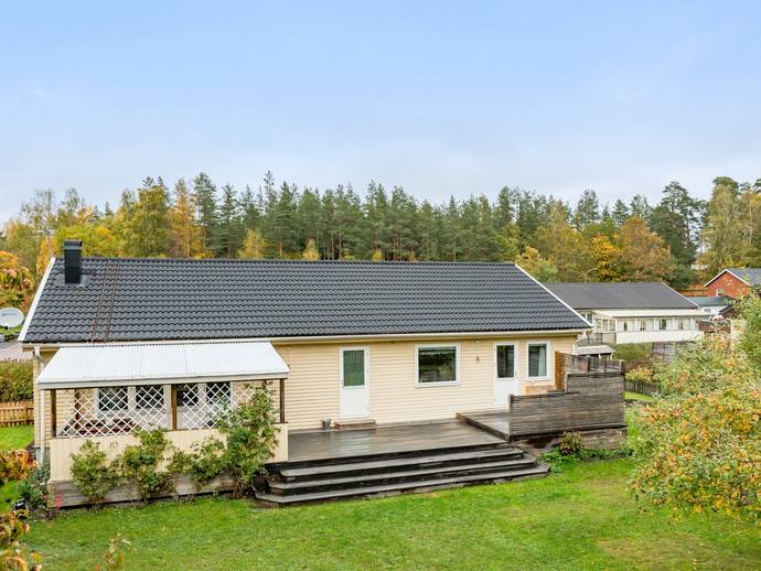 4 rok · 119 m² · Backvägen 1