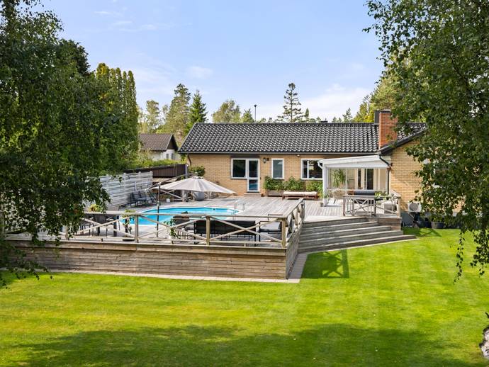 7 rok · 125 m² · Körsbärsvägen 16