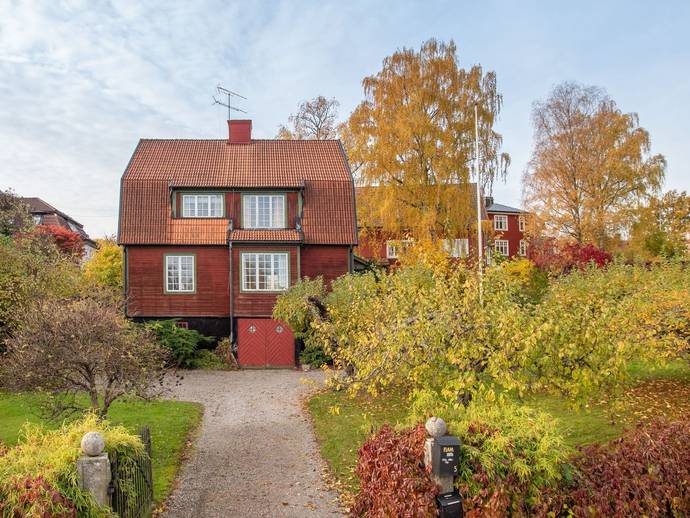 4 rok · 226 m² · Bågevägen 5