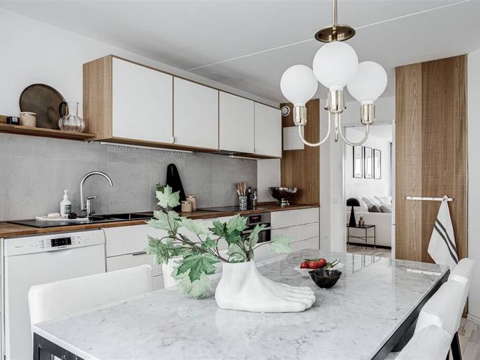 2,5 rok · 72 m² · Husargatan 10