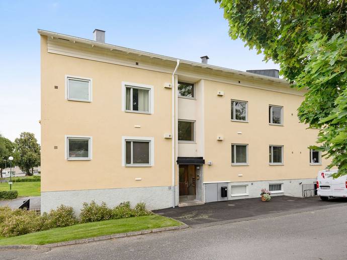 1 rok · 41,5 m² · Riksbyggevägen 1B