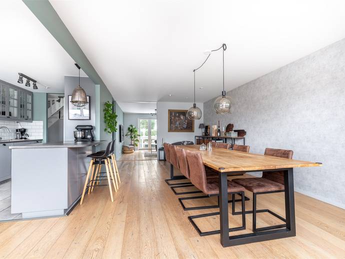 6 rok · 109 m² · Rosenvägen 6