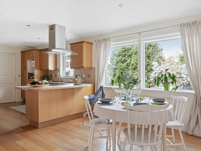 5 rok · 130 m² · Rosenlundsvägen 54