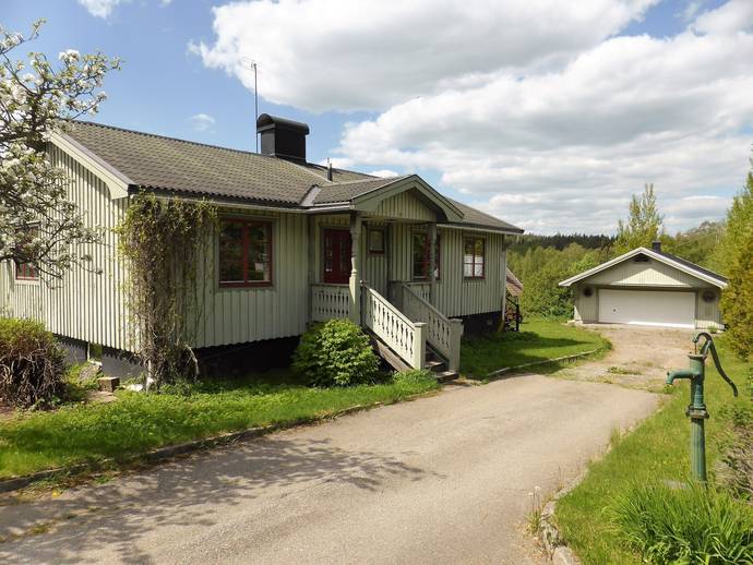 4 rok · 95 m² · Täppstigen 3