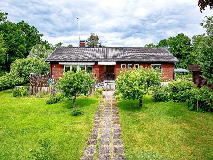 4 rok · 114 m² · Aspvägen 1