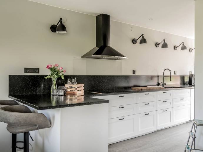 4 rok · 108 m² · Nyponvägen 106