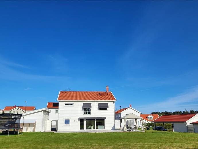 6 rok · 150 m² · Åkerbyslingan 23