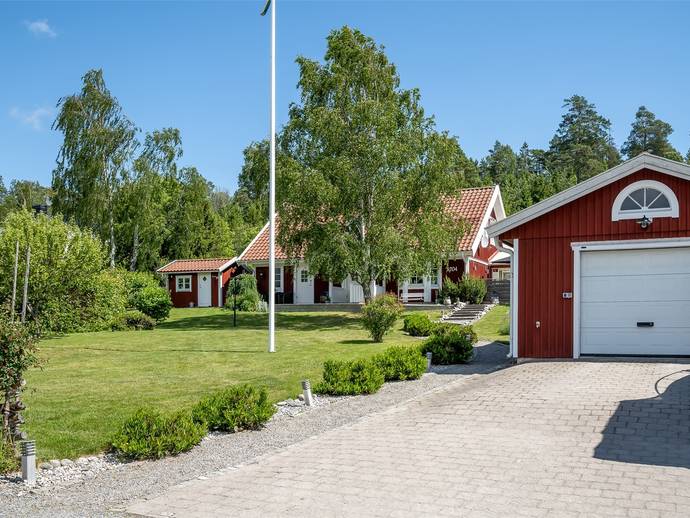 6 rok · 149 m² · Norsbol 204