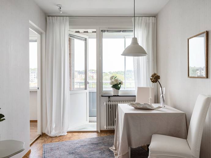 3 rok · 82 m² · Västra banvägen 18