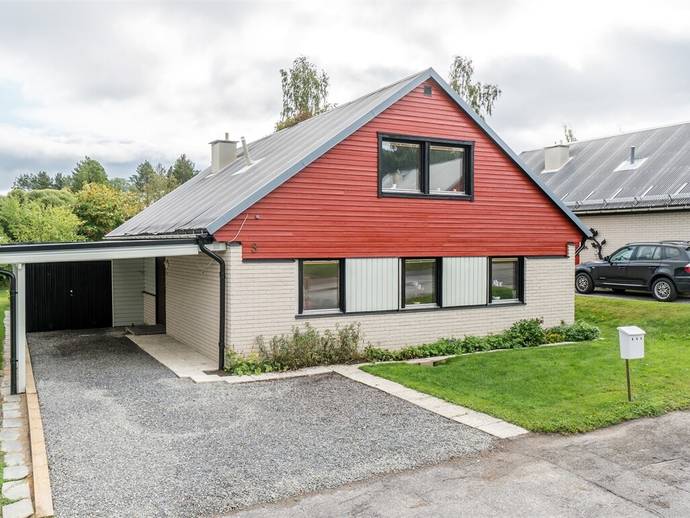 6 rok · 166 m² · Vinkelbacken 3