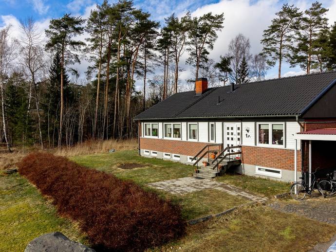 8 rok · 109 m² · Storgatan 1A