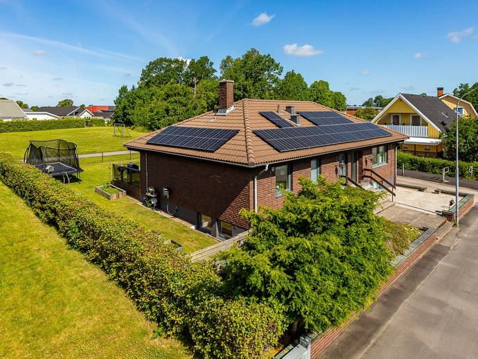 4 rok · 127 m² · Mältarevägen 22