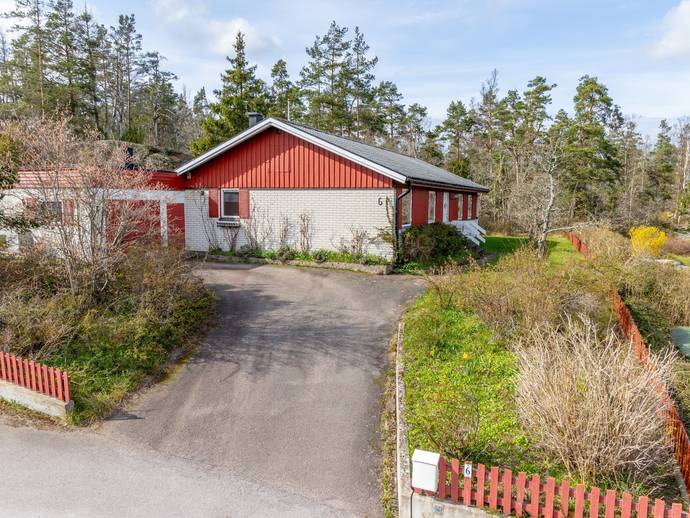 5 rok · 112 m² · Blåklintsvägen 6