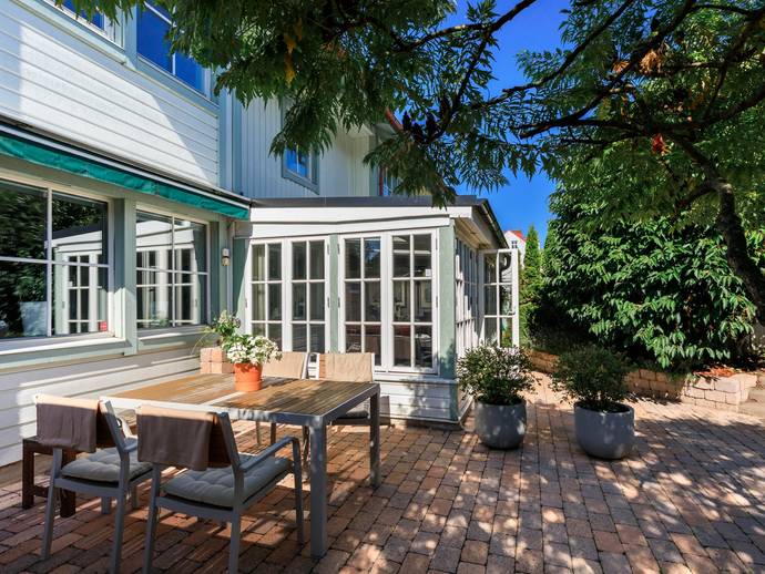 4 rok · 128 m² · Karlskronagatan 7F