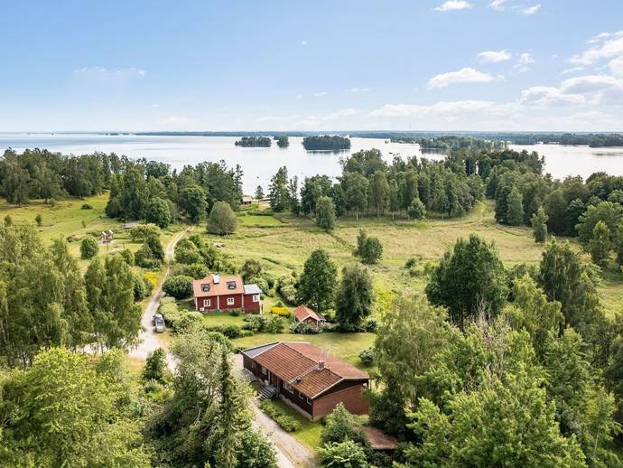 7 rok · 147 m² · Almas väg 18